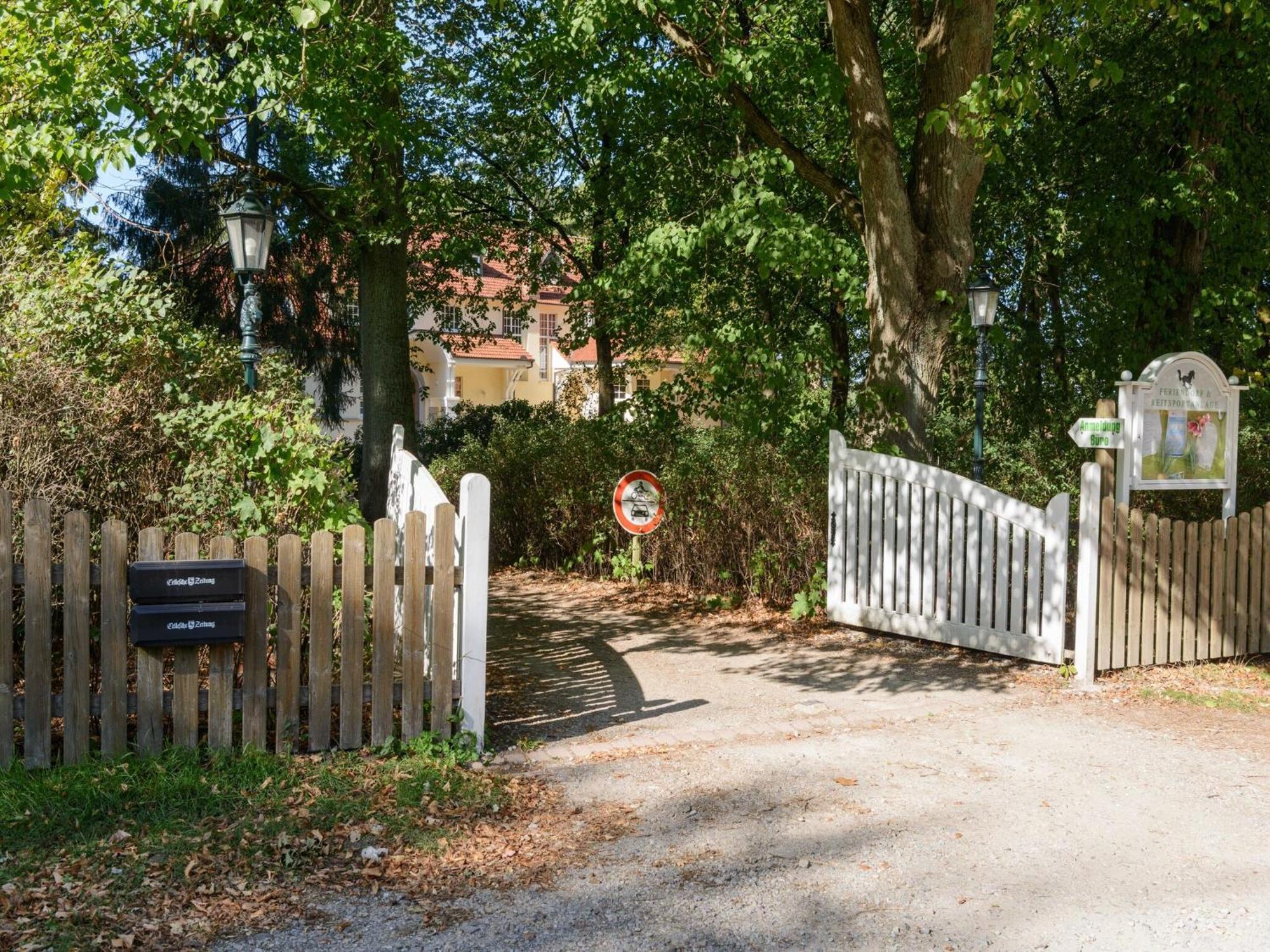 Cozy Holiday Home On A Horse Farm In The L Neburg Heath Eschede Zewnętrze zdjęcie